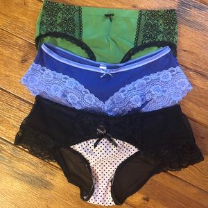 NWOT 3 pc set panties assortment size large
